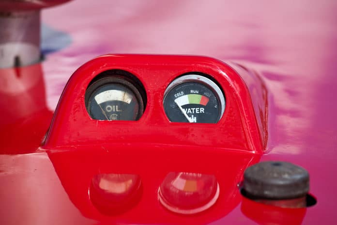 How many amps does a car battery have?