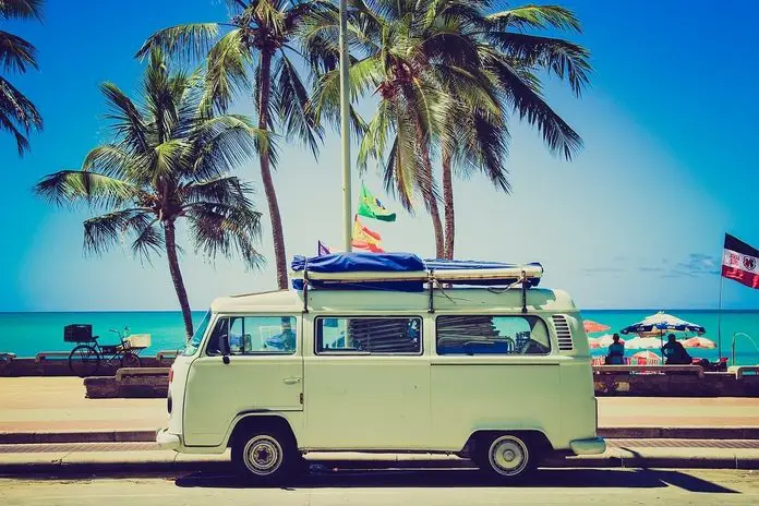 Is disconnecting my auto battery if i will be going on vacation great idea?