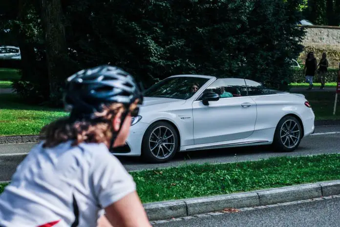 Does hot weather has to do with dying our vehicle battery?