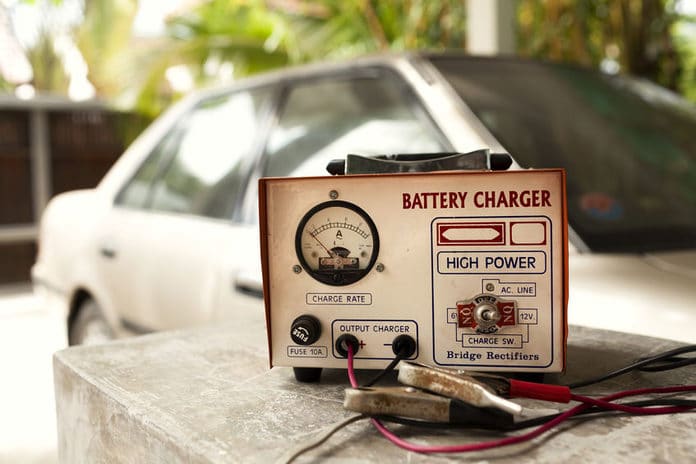 deep cycle and regular battery charger comparison